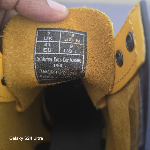 Dr. Martens 1460 Smooth Leather Lace Up Bright Yellow Combat Boots Size 9 - Picture 6 of 6